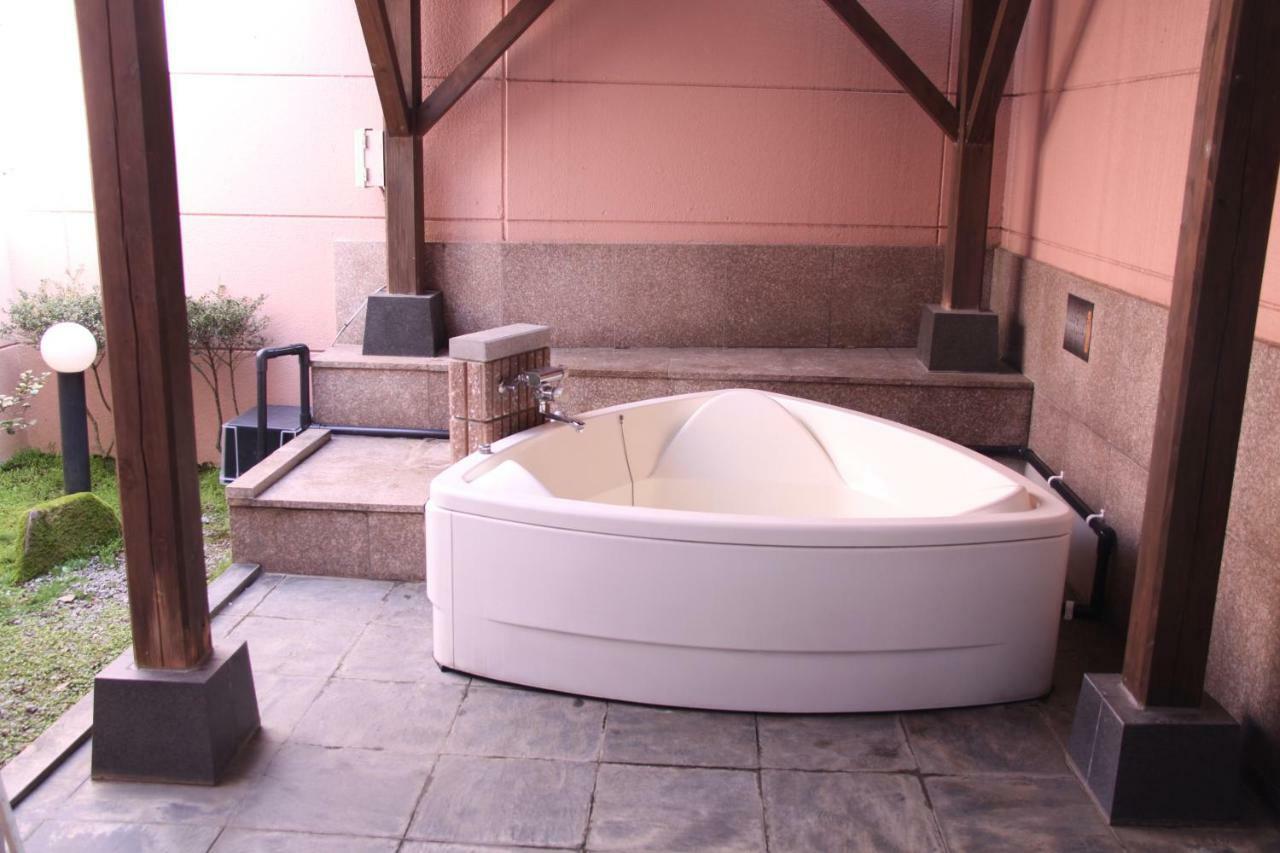 קומאמוטו Hotel A-Style (Adults Only) מראה חיצוני תמונה